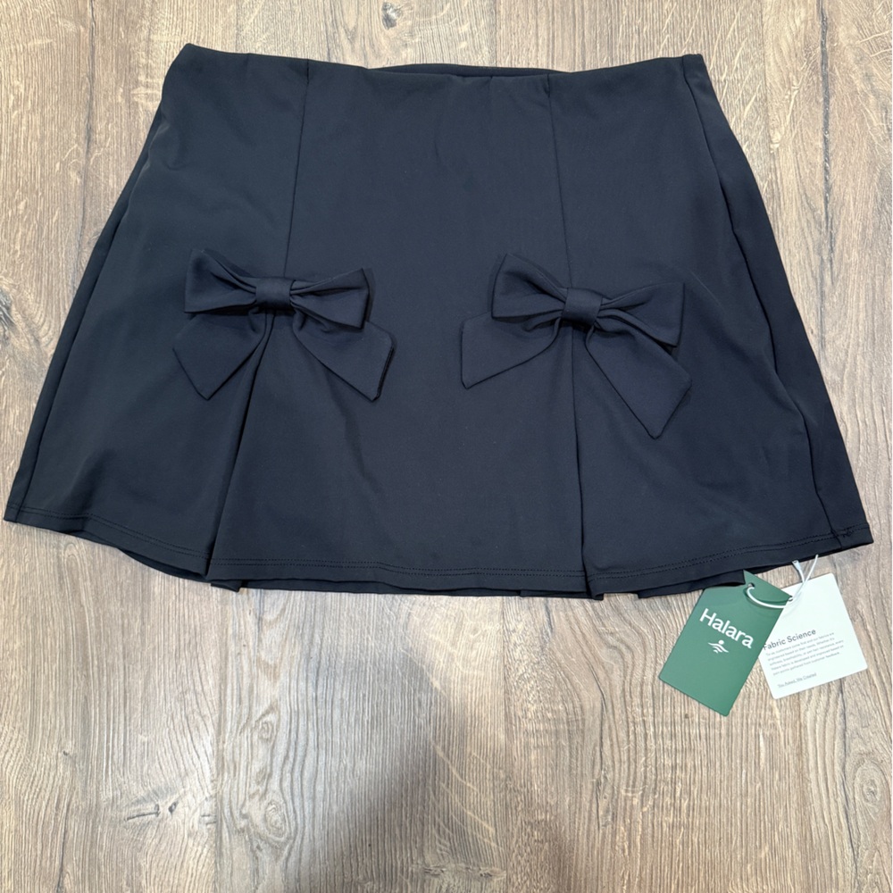 HALARA Black Bow-Accent Skort - Picture 5 of 10